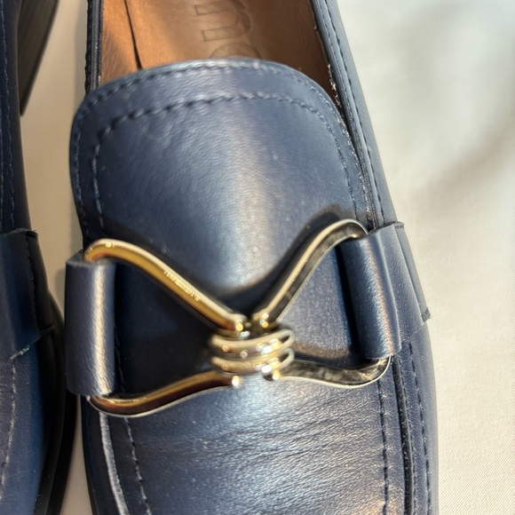 WONDERS Sz 38 Navy Blue Leather Classic Loafers Silver Toned Link Square Toe - Picture 5 of 11